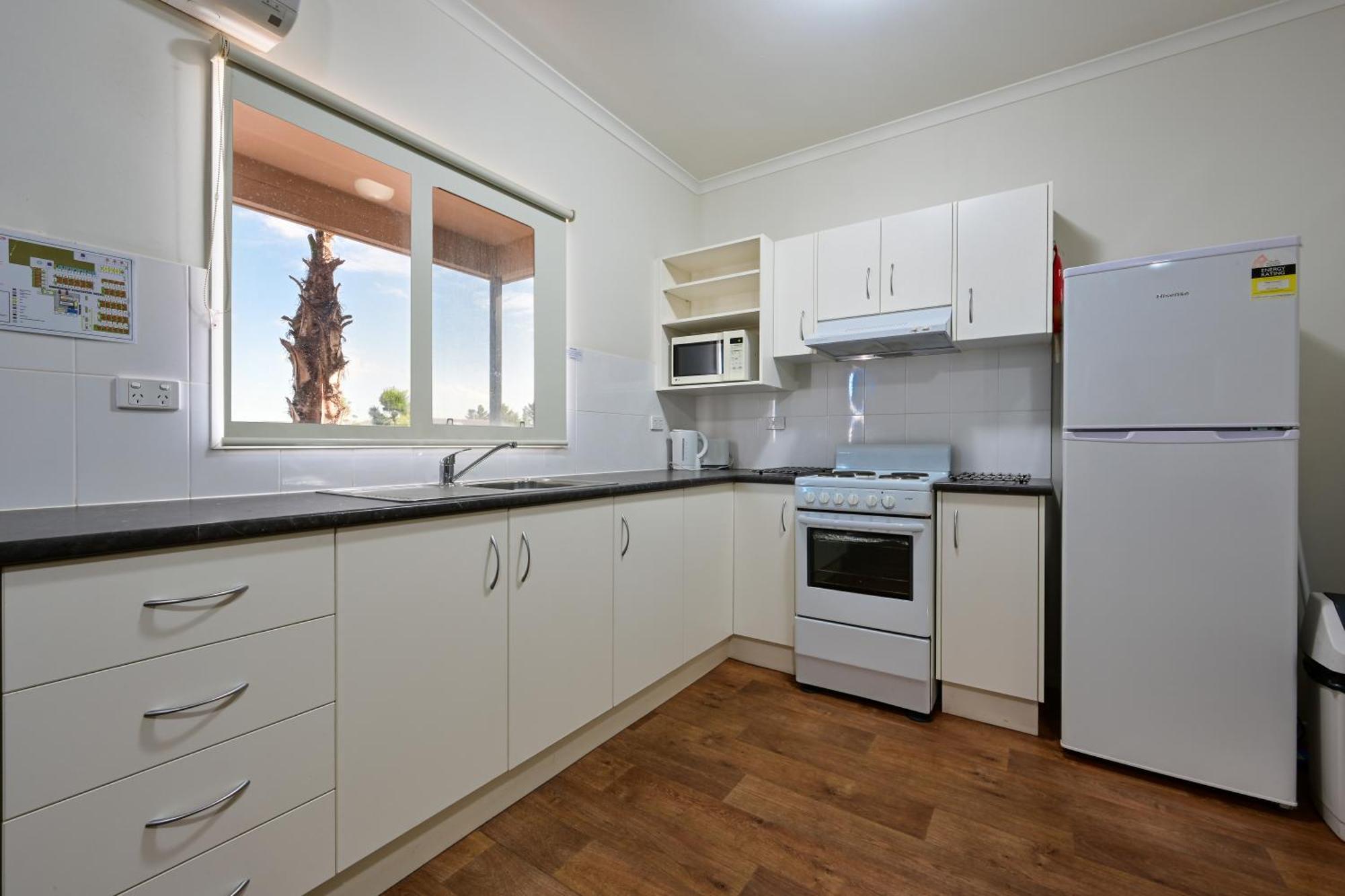 The Sundowner Cabin & Tourist Park Whyalla Exterior photo